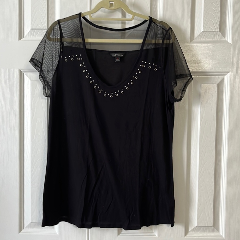 Rock & Republic black shirt. Short sleeve. Sz XL. EUC